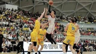 元NBAの渡辺雄太選手、地元の香川で凱旋プレー「夢が叶った瞬間」