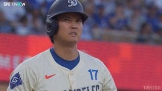 違反じゃないの！？大谷翔平、相手捕手の“クルクル”に翻弄？ピッチクロックぎりぎり→見逃し三振判定に見せた不満顔