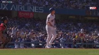 ドジャース劇的サヨナラ勝ちの裏で…相手外野手の“高速帰宅”リアクションが話題…誰よりも早くホームラン“確信”「なんちゅう試合や」