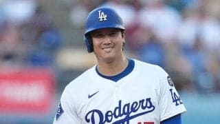 大谷翔平が思わず“ニヤリ”　ガン見する怪物23歳…MLB公式が注目した奇跡の瞬間