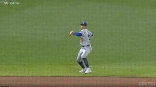 ド軍ベッツの「ナイスプレーだ！間に合った」 “遊撃手で”躍動「こういうところが今シーズンの成長」識者も称えた瞬間