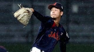 侍U-18、5連勝目前でリクエスト判定→覆り試合続行　雨天の難しい試合、終盤に追加点