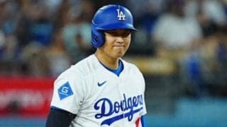 大谷翔平が出迎えた同僚との“一瞬”にファン虜「かっこいい」　LAも熱狂した1枚