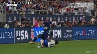 「なにしやがる」長友佑都、危険スライディング受けて足首ぐねり…ピッチ上で悶絶もプレー続行でファン「闘志に涙でるわ」