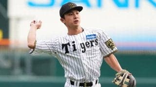 颯爽登場→1回転で「何で正確に送球できるん」　虎にも現れた“忍者”が「うますぎ」