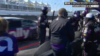 急発進も「タイヤが…」 放送席も「どういうこと？」騒然となったトラブルの瞬間 クルーも「がっくり」肩を落とす