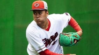 200cm＆115kgの「高卒新人とは思えない体格」　実力者をK斬り「えぐい球投げてる」