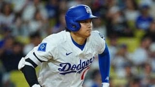 大谷翔平に珍事、打撃妨害で出塁　捕手のミットが触れ…ベッツの満塁弾を演出