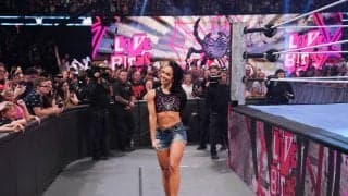 “全盛期ばり”バキバキ腹筋で電撃復帰の美女レスラー、SNSで“舞台裏”オフショット投稿に大反響「帰ってきてくれてありがとう」