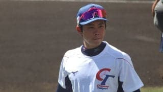 台湾U-18代表の通訳は高校から日本へ“野球留学”した大学生！献身的な仕事ぶりに選手たちも「すごい」と感謝
