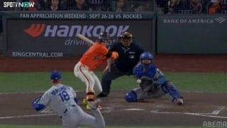 山本由伸に打ち取られた打者がまさかのリアクション…「こりゃ打てない」「MLB屈指の球」 156キロのキレキレ速球が炸裂した瞬間