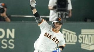 巨人23歳内野手は「マジで覚醒したな」　昨年まで本塁打0→プロ初のグランドスラム、2桁本塁打も視野「来季はクリーンアップ打ってくれ!」
