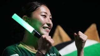 ｢なんて美しいんだろう｣ベレーザ移籍後初ゴールの塩越柚歩、海辺のプラベショット公開｢綺麗〜モデルですね〜」