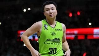 富永啓生が負傷のアクシデントも…北海道・ロイブルHC「深刻な状態ではないと聞いています」