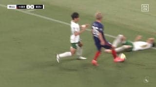 「品がないプレー」“反スポーツ的行為”に批判殺到も「他に選択肢あるの？」「なんでイエロー」ファンの意見様々