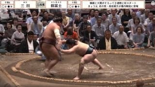 「ホントお綺麗です」大相撲客席に着物姿の美人女優 審判の背後で“ひと際”目を引く存在感にファン大興奮