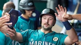 止まらぬローリー、2打席連発で球団記録の56号　ジャッジと8本差…年60HRペース