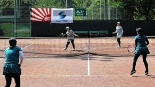 全国目指し30組熱戦　ソニー生命杯レディーステニス徳島大会始まる