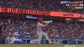 ドジャース戦で珍光景 バットがすっぽ抜けて吹っ飛んだ…野手も“ビックリ”の瞬間「すごい飛んだw」「恐ろしいw」
