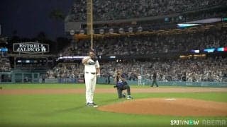 「来いよ！」カーショー、合図も本拠最終登板前に“異例”感動光景 ド軍ナインが“誰も守備に就かず”…粋な演出で示した敬意