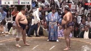 大相撲中継で突如アップになった\"ただならぬ存在感\"のものまね芸人「めっちゃ目立つ」「ええ！？」\"愛溢れる\"着用衣装にも熱視線