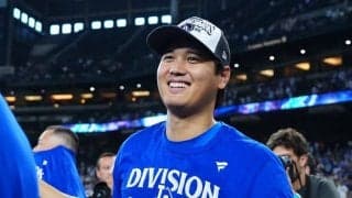 大谷翔平、同僚からMVPコール　シャンパンファイトで“集中砲火”…びしょ濡れで大興奮