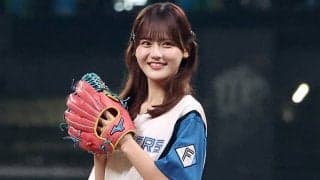 ミニスカ美女の明かされた“裏側”「かわいすぎ」　本番は大暴投も…元盗塁王は大絶賛