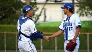 難病克服の苦悩も知る恩師が“引退”の言葉を呑んだ「まだ野球を続けます」　非情な戦力外宣告を受けた三嶋一輝の“ドラマ”【DeNA】