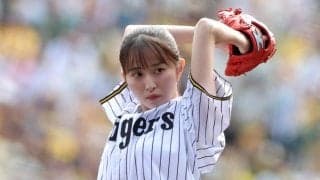 人気女子アナが大胆ワインドアップ　場内どよめき…豪快投球に“倒れ込み”で赤面