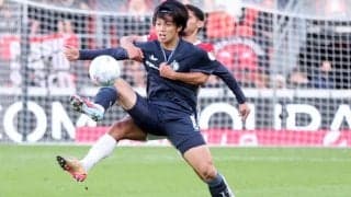 「こんなことが許されるのか？」元オランダ代表が憤慨　日本人選手も被害の“悪質な暴行行為”に厳罰論「5試合停止を」