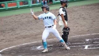 山梨学院の強打の5番打者が試合を決定づける2ラン！！卒業後は大学でプレー予定【滋賀国スポ】