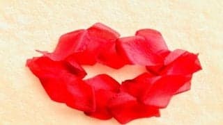 リップアートメイクで叶える“血色リップ”の秘密〜すっぴんに自信が持てる唇をあなたに〜