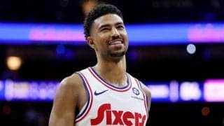 昨季シクサーズ加入後に平均21.9得点を残したクエンティン・グライムズが1年契約で復帰
