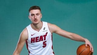 ヒートでキャリア4年目を迎えるニコラ・ヨビッチが4年約91億円の延長契約に合意