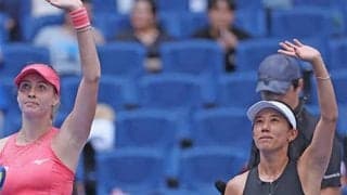  加藤未唯ペア 快勝で4強入り 