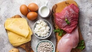 シニアにもおすすめ！不足しがちなタンパク質＆カルシウムのちょい足しワザ