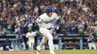 これは…！？ 大谷翔平の“一瞬の動き”で「相手は絶望」ヒット直後のリアクションが話題に「カッコよすぎ」「ここぞの時のやつ」