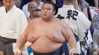 「新入社員の初出勤？」幕内優勝4度の元大関がマゲに別れ　整髪後の姿に大反響「むっちゃ凛々しい」「『少年』と呼んでも…」