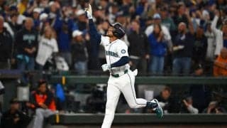 1点差で24年ぶり“PS本拠地勝利”　CY賞左腕から2発…マリナーズ監督が語った攻略の裏側