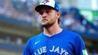 ブルージェイズに舞い降りた22歳の超新星、記録ずくめの快投に交代時には本拠ファンから「もっと見させろ！」大ブーイングも