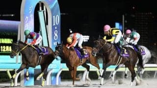 【レディスプレリュード】大激戦のゴール前！初ダート・ビヨンドザヴァレーが大外から差し切る