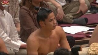「僕より軽い」「俳優さんみたい」イケメン“細マッチョ”力士に騒然 五輪メダリストもファンも驚き