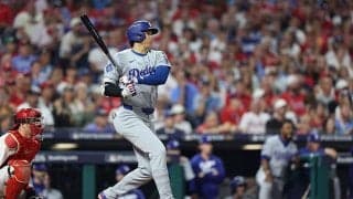 一体、何が起きた…！？ 大谷翔平、爆速弾丸ヒットで“異変”「めっちゃ驚いてる」「そらビビる」相手投手の被打リアクションが話題に