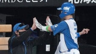 日本ハム27歳ユーティリティが初球豪快弾！昨季CS16打数無安打の雪辱　球団OB「捕手の特権。配球を読めるのはズルい」