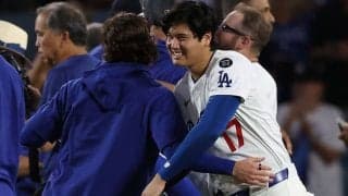 苦しむ大谷翔平…試合直後に差し伸べられた“手”　フリーマンの行動に感動、激写された瞬間