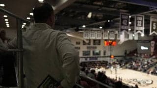 “伝説の記者”が発掘…ホームレスからNBAスカウトが評価するまでに成長した大学選手の話