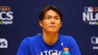 山本由伸、試合途中で「体調を心配された」　捕手らがマウンド集結…苦笑いの一問一答