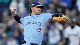 右肘リハビリ中に移籍…Bジェイズ大勝呼んだ“好投”　指揮官も絶賛したCY賞右腕の実力