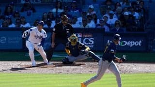 球場騒然！大谷翔平が「ヤバすぎる」まさかの“変態打ち”→“神バットコントロール”で爆速三塁打「ピッチャー可哀想」「イチローかよw」