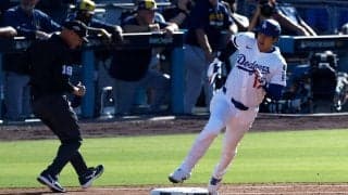 もうワケわからん！大谷翔平の足で“まさかの光景”「すげえ」「速すぎ」相手野手の隙を突いた“爆速走塁”… ファン騒然